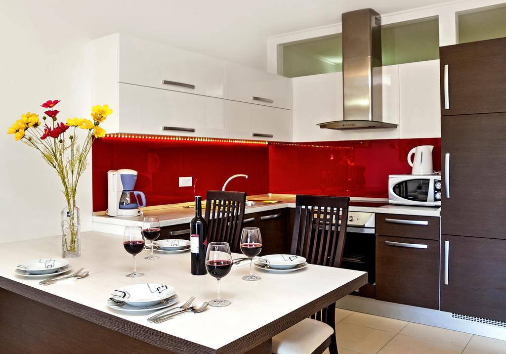 Apartment Lejo 奥米什 外观 照片