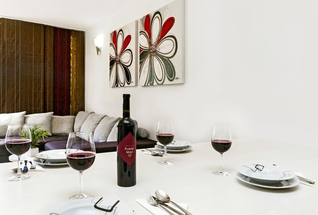 Apartment Lejo 奥米什 外观 照片