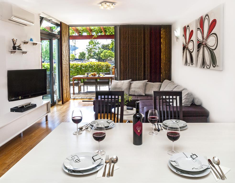Apartment Lejo 奥米什 外观 照片