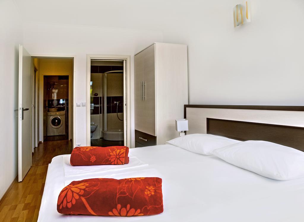Apartment Lejo 奥米什 外观 照片